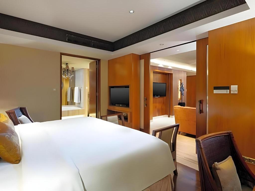 Artotel Suites Bianti Джокьякарта Экстерьер фото