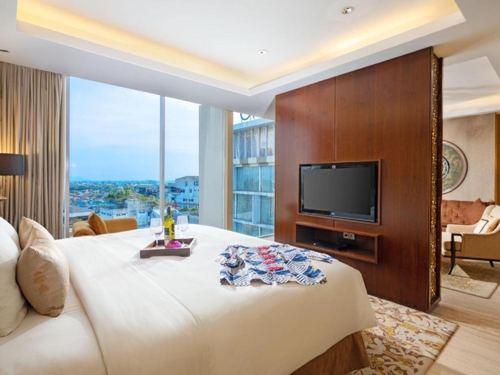 Artotel Suites Bianti Джокьякарта Экстерьер фото