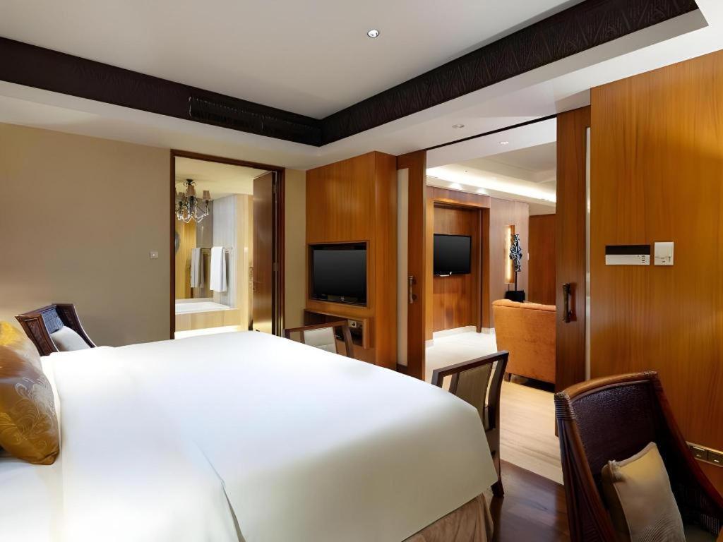 Artotel Suites Bianti Джокьякарта Экстерьер фото