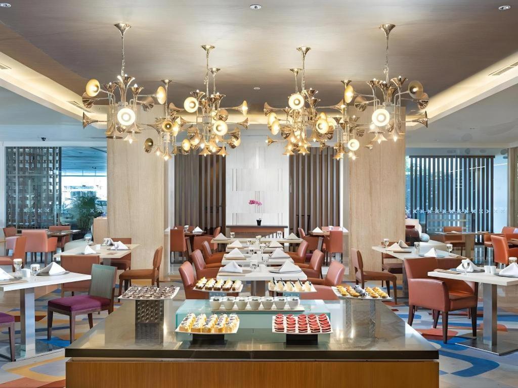 Artotel Suites Bianti Джокьякарта Экстерьер фото